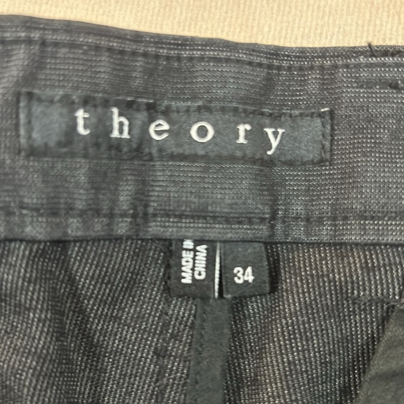 Theory Beckit shorts - Picture 4 of 8